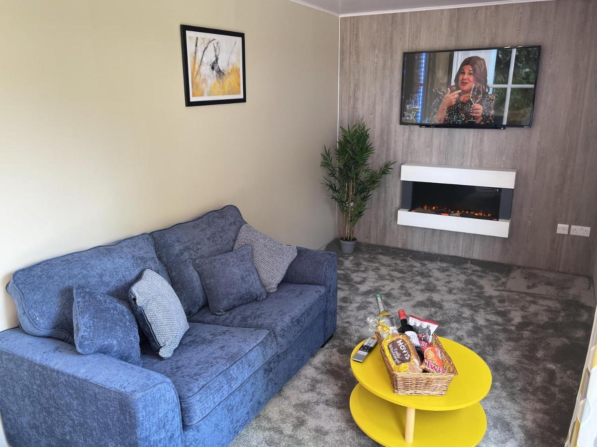 Rowan Boutique Lodge For Couples With A Dog York Kültér fotó