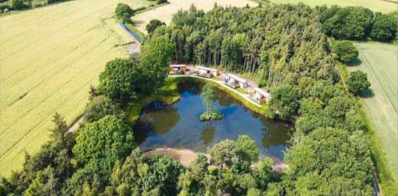 Rowan Boutique Lodge For Couples With A Dog York Kültér fotó